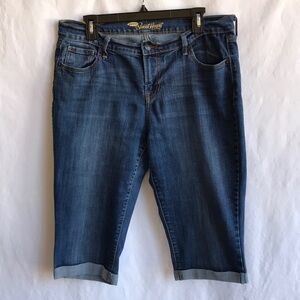 Old Navy Sweetheart rolled capris jeans, size 14